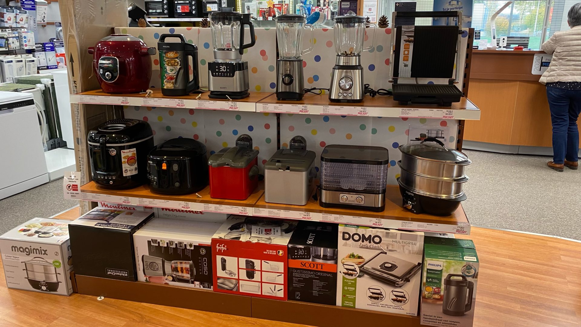 BJampCO PULSAT MAGASIN ELECTROMENAGER POUANCE ROBOT2